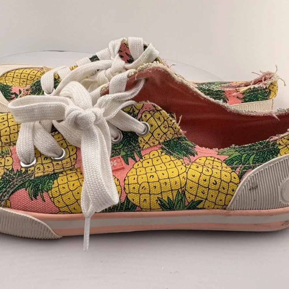 Rocket Dog Pineapple Print Slip On Sneakers - Women's Size 8.5 - Canvas - Picture 3 of 10